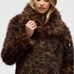 NVLT LONG HAIR LUXIOUS LEOPARD FAUX FUR JACKET